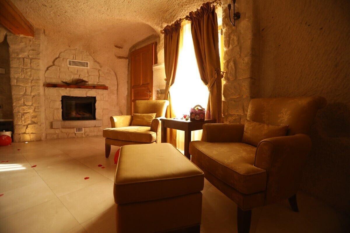 Anatelein Cave Hotel Uçhisar Zewnętrze zdjęcie