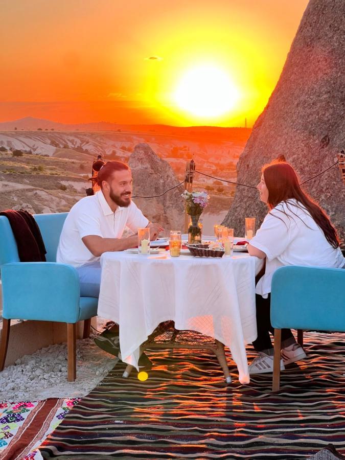 Anatelein Cave Hotel Uçhisar Zewnętrze zdjęcie