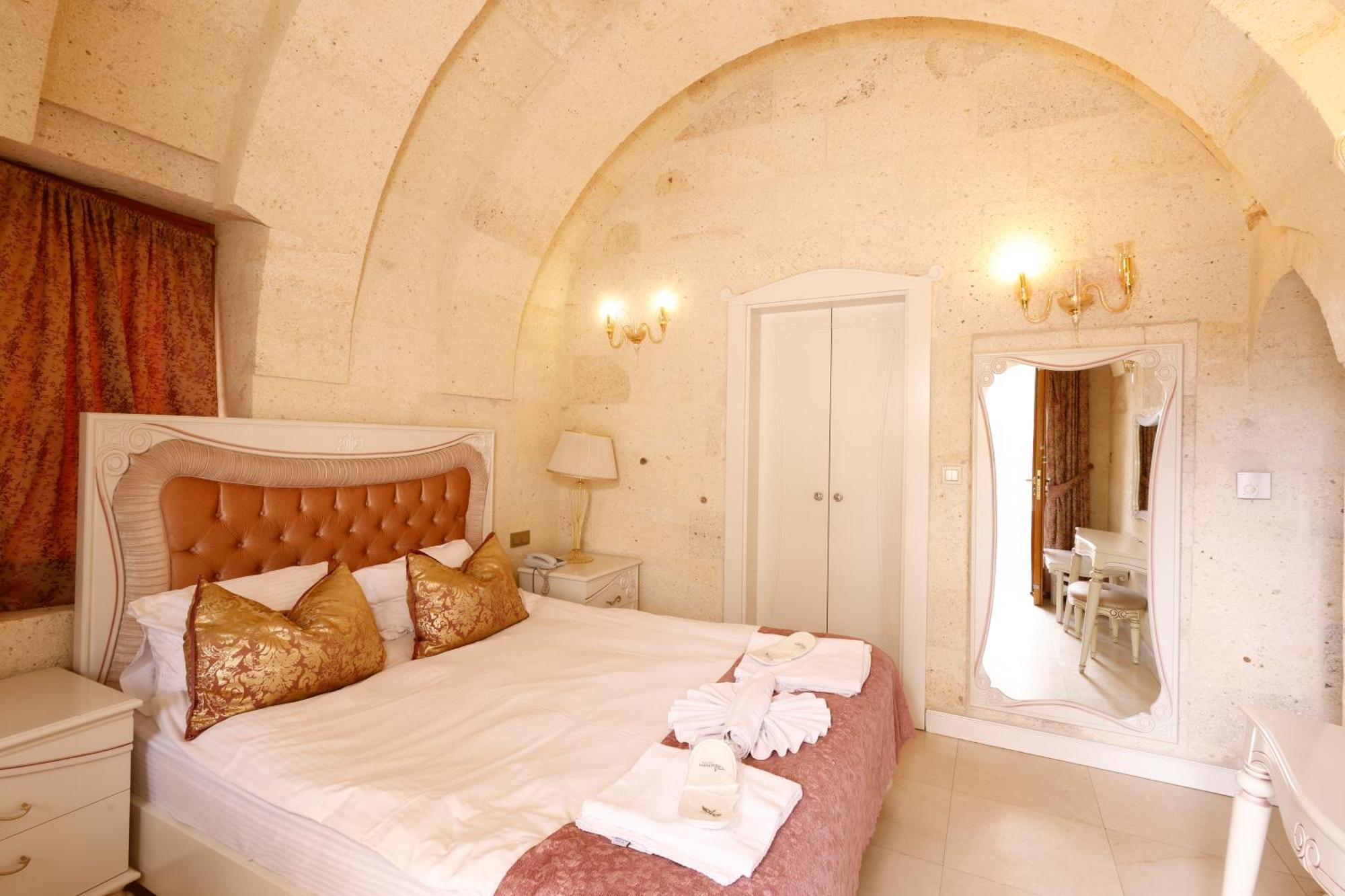 Anatelein Cave Hotel Uçhisar Zewnętrze zdjęcie
