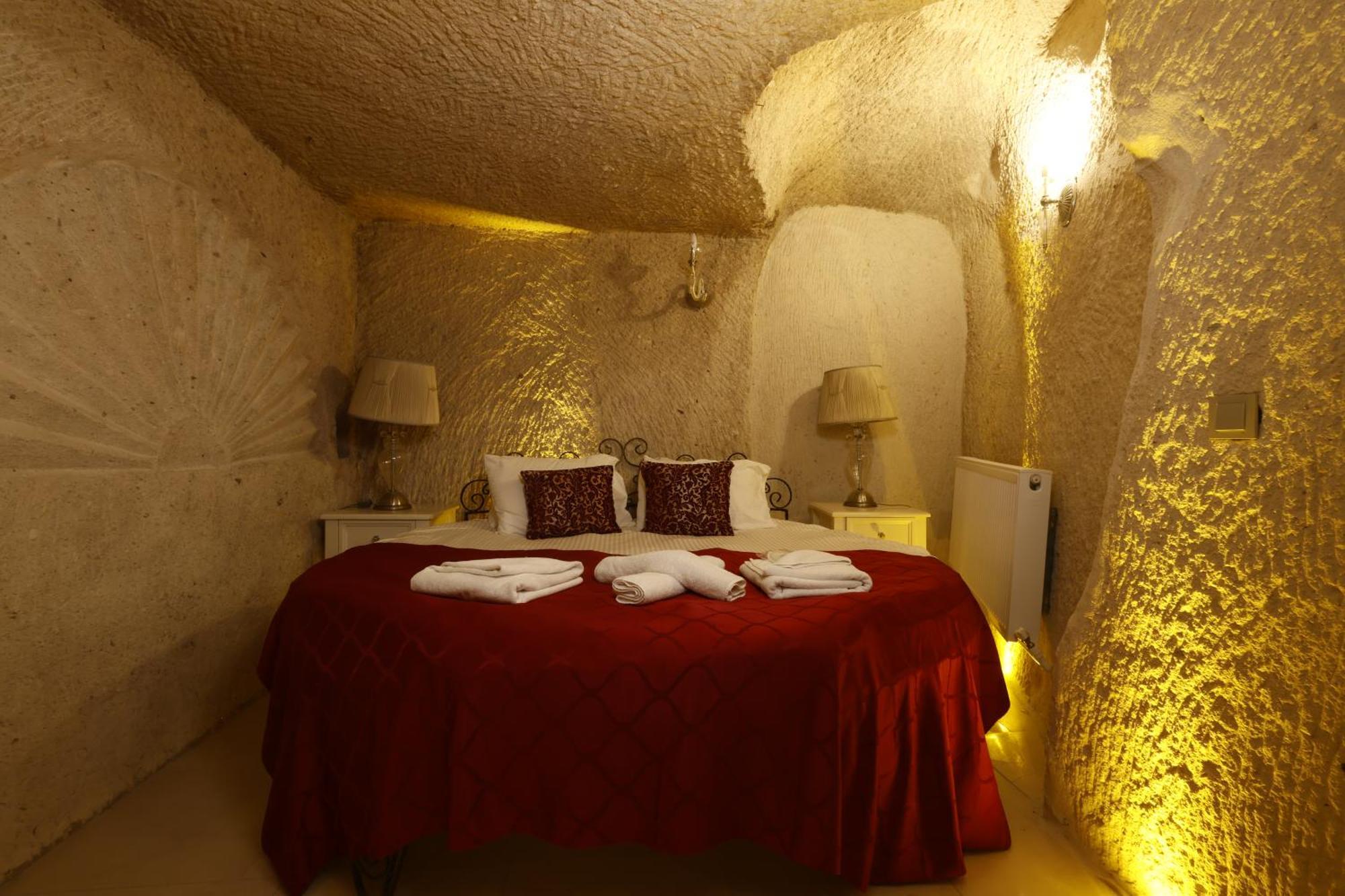 Anatelein Cave Hotel Uçhisar Zewnętrze zdjęcie