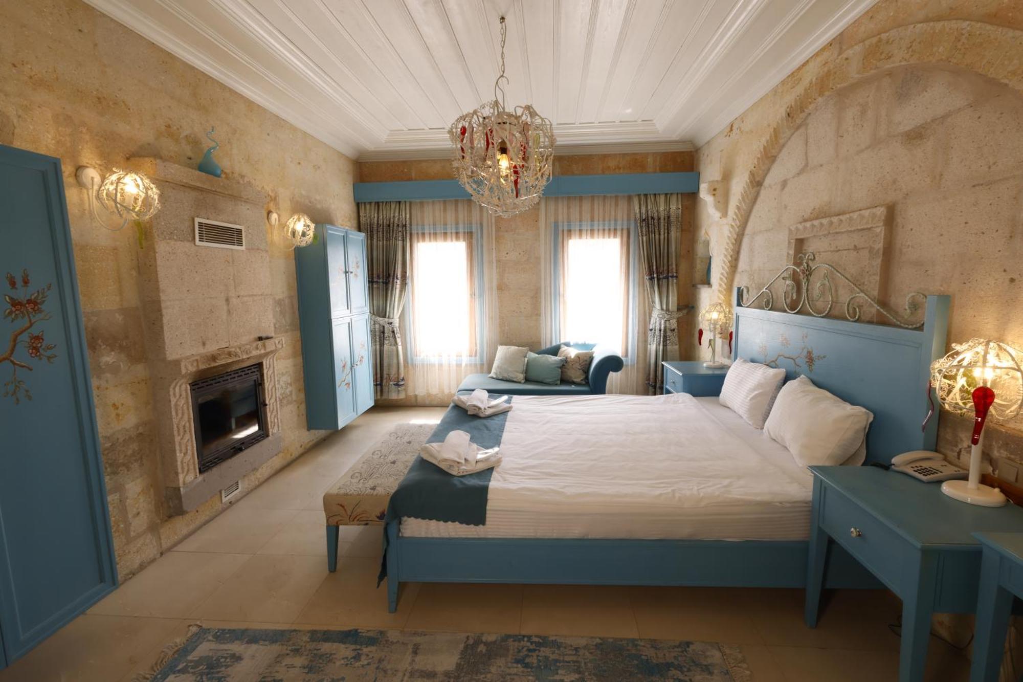 Anatelein Cave Hotel Uçhisar Zewnętrze zdjęcie