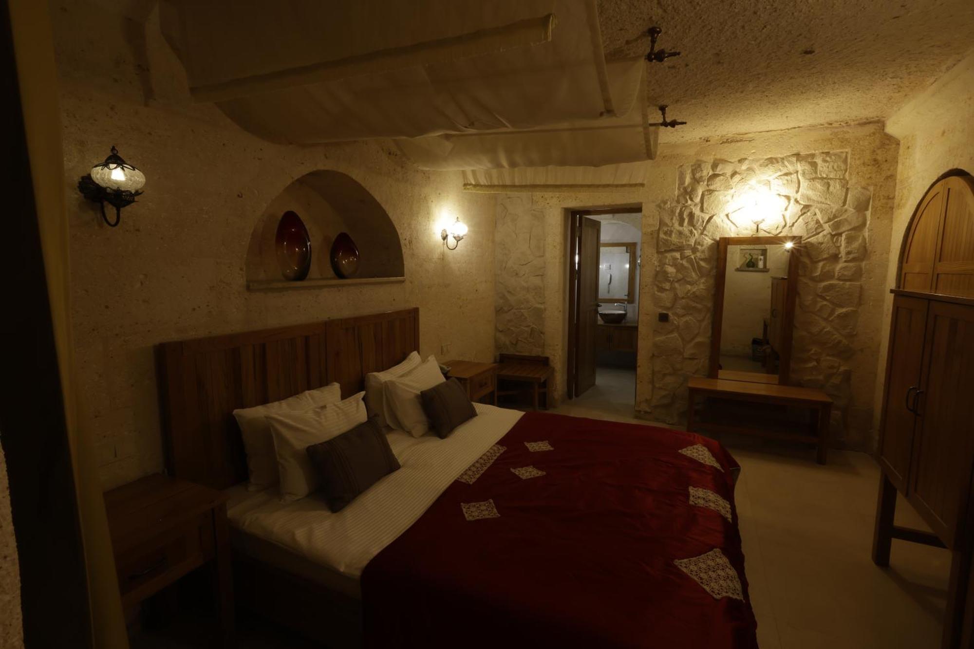 Anatelein Cave Hotel Uçhisar Zewnętrze zdjęcie
