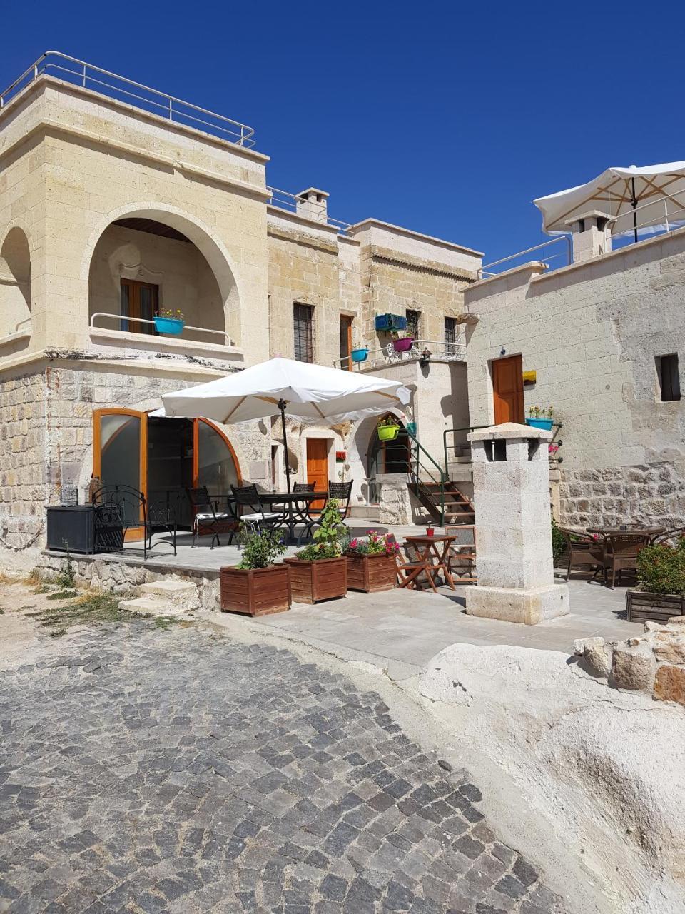 Anatelein Cave Hotel Uçhisar Zewnętrze zdjęcie